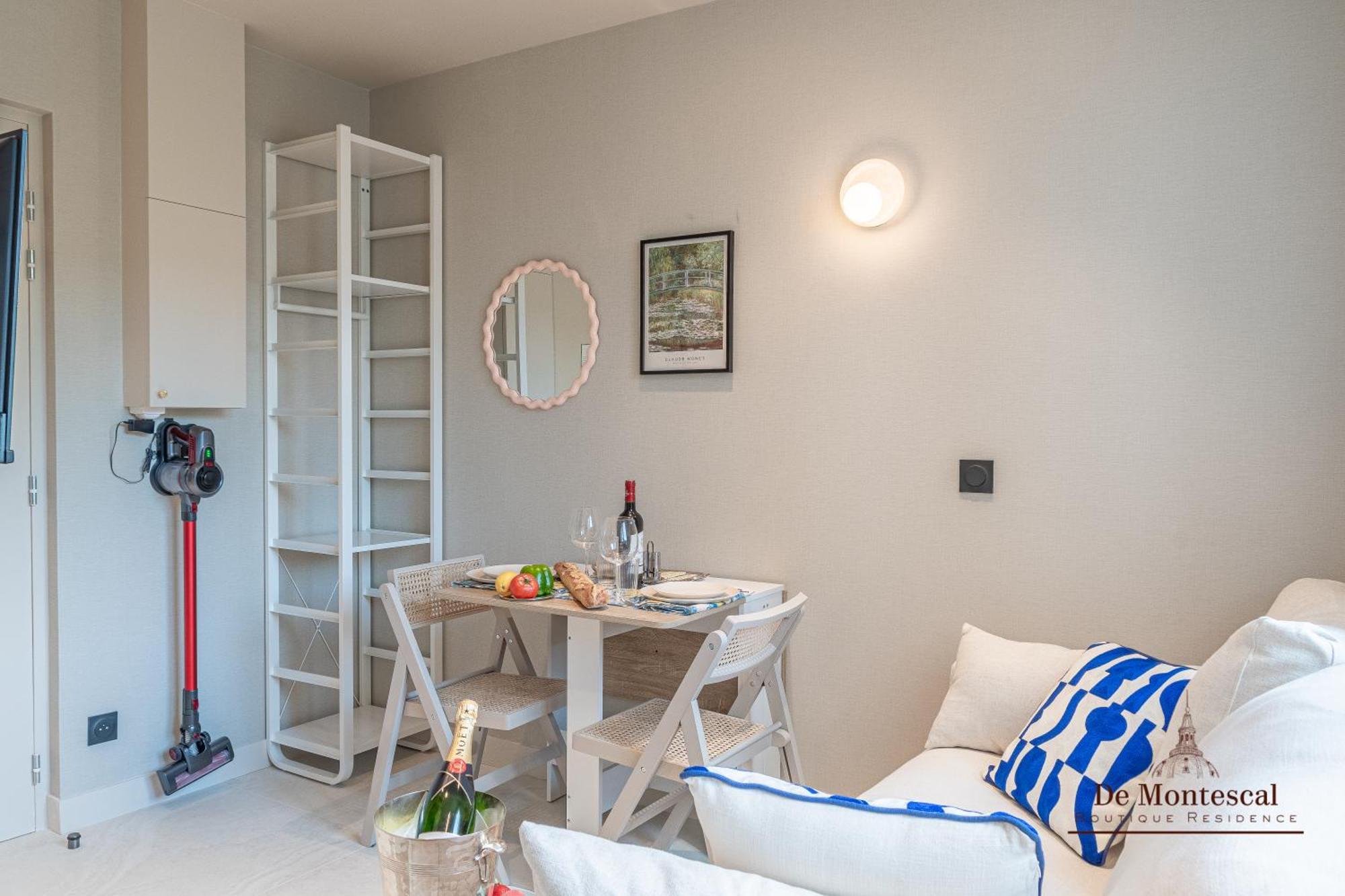 De Montescal- Montparnasse Central With Ac 11 To 14M2 Studio In A Prime Location Париж Екстериор снимка