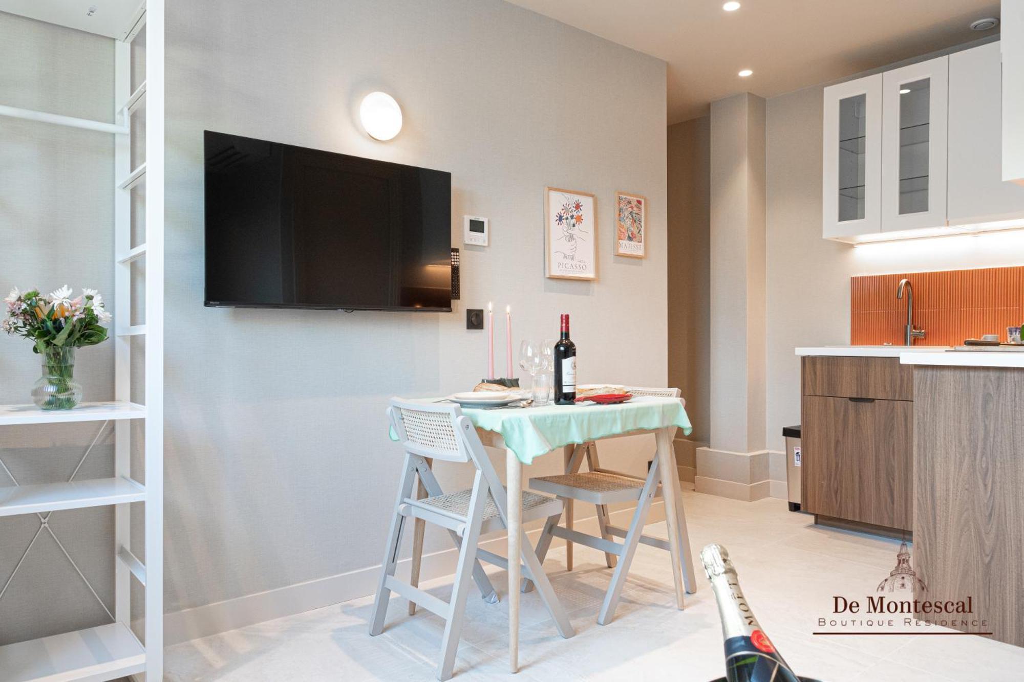 De Montescal- Montparnasse Central With Ac 11 To 14M2 Studio In A Prime Location Париж Екстериор снимка